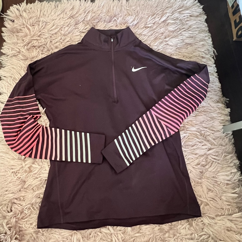 Nike sweatshirt